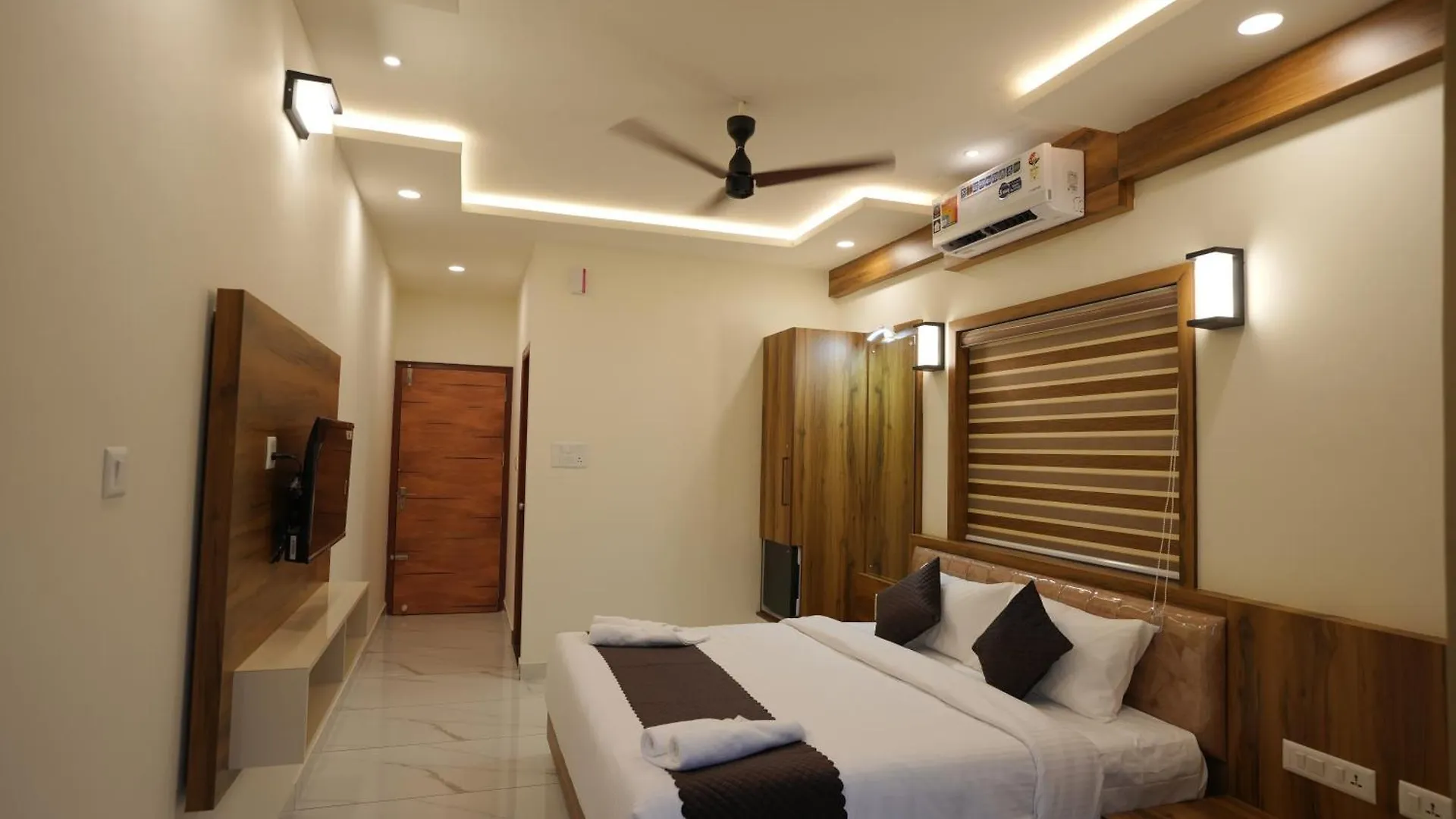 Otel M!Steria Inn Wayanad
